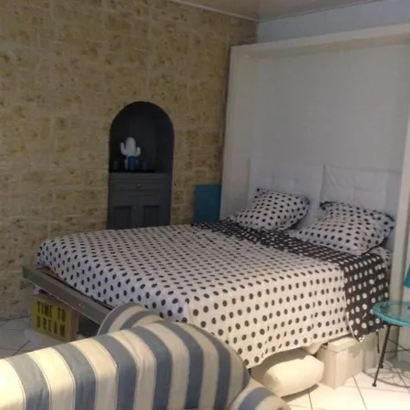 Apartament Le Suquet Superbe Studio, 300m Plage, 700 Du Palais Cannes