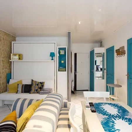 Appartamento Le Suquet Superbe Studio, 300m Plage, 700 Du Palais Cannes